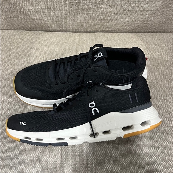 On Women's Cloudnova Form 2 Running Sneakers Size 9.5 - Picture 6 of 10